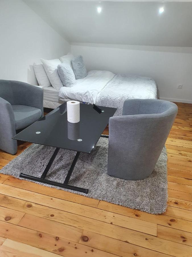 Studio Pratique Cdg/Villepinte/ Le Bourget Aulnay-sous-Bois Bagian luar foto