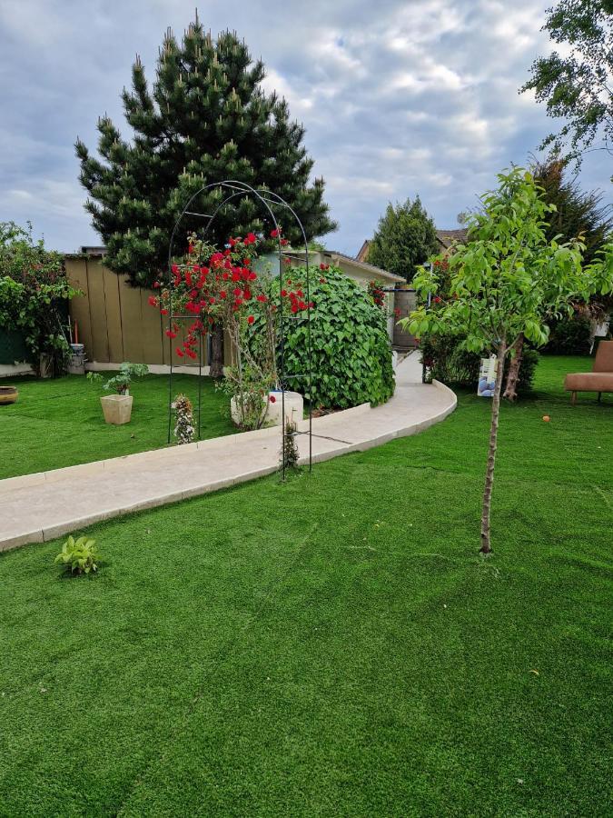 Studio Pratique Cdg/Villepinte/ Le Bourget Aulnay-sous-Bois Bagian luar foto